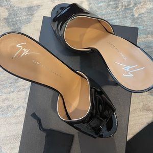 Giuseppe Zinotti Nettie high heels